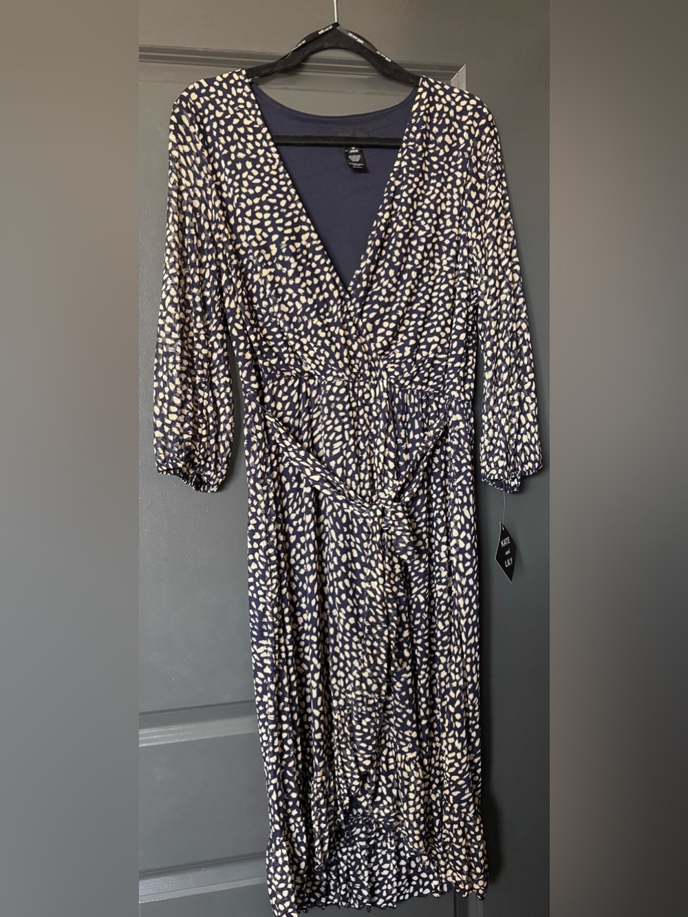 Draped V-Neck Long Sleeve Dress in Navy and Cream